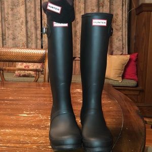 Hunter Original Tall Rain Boots with fleece socks
